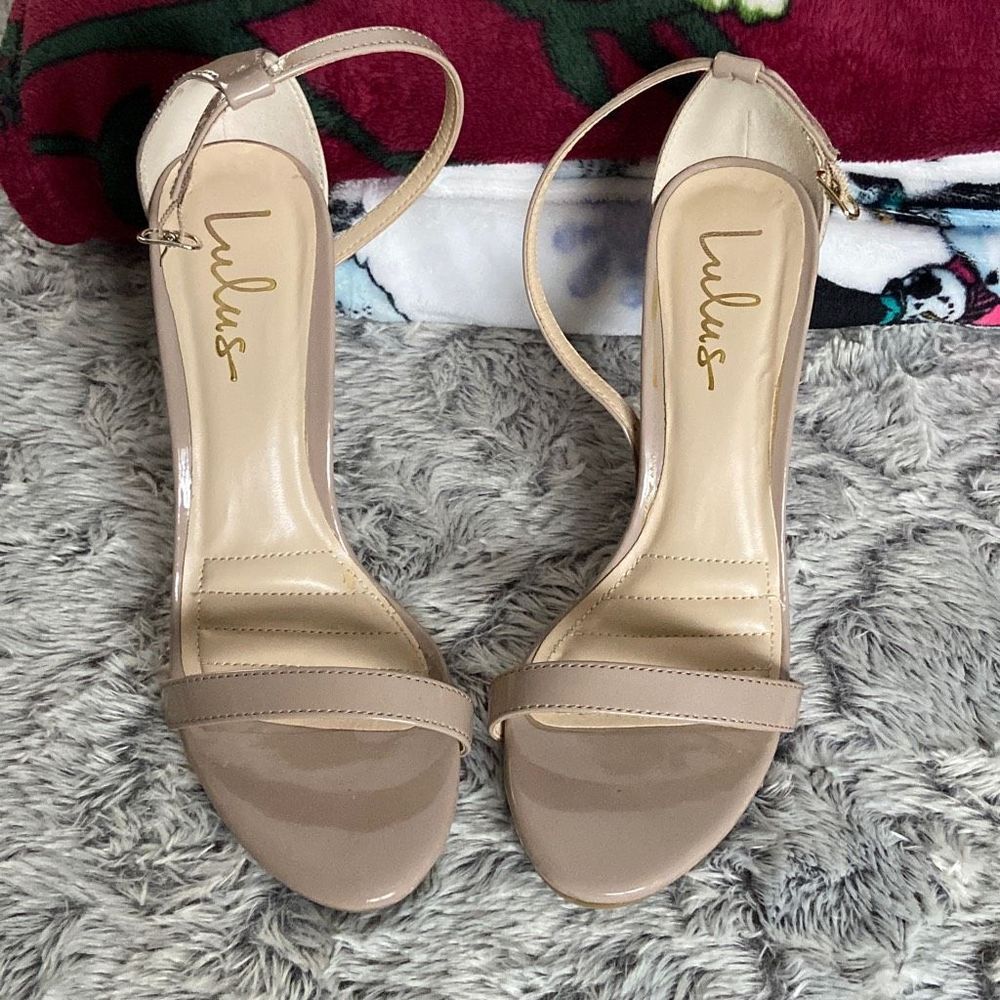 🛍️last call or donating🛍️Lulus Elise sz 8 tan patent sandal heels tan/blush - Picture 1 of 10
